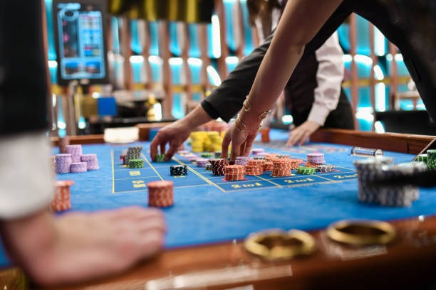 jumbo 33 mobile app interface showing live dealer tables and sportsbook markets