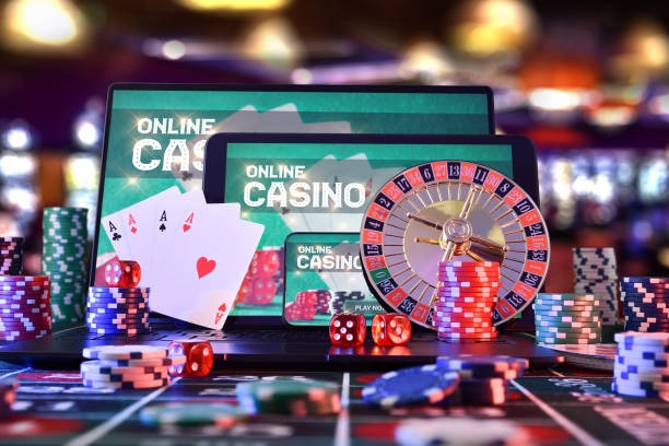 Starburst slot game on jumbo 33 showing gem symbols and expanding wild feature